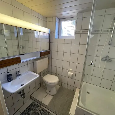 Apartment In Und Flughafen Naehe