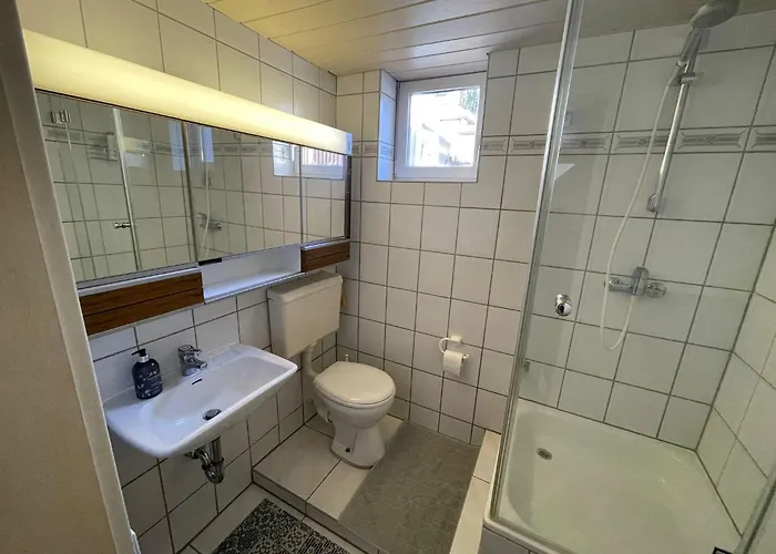 Apartment In Und Flughafen Nähe